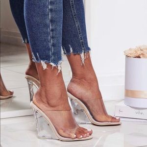 Clear wedges